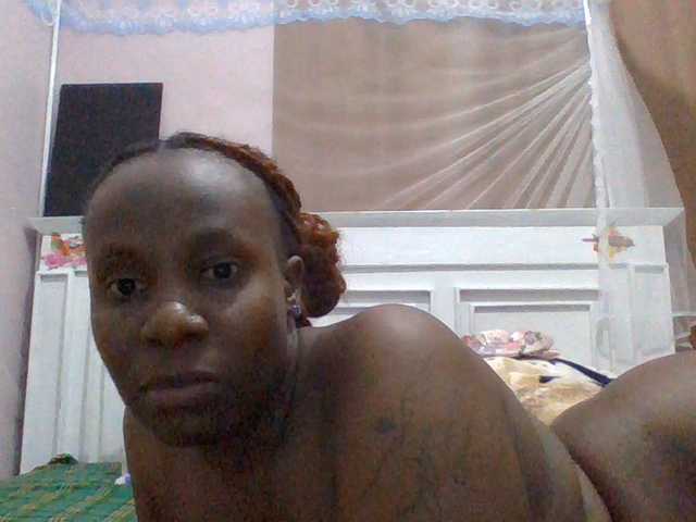 cutelizah online show from August 13, 4:43 pm