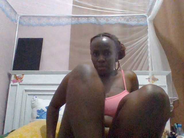 cutelizah online show from August 13, 5:49 pm