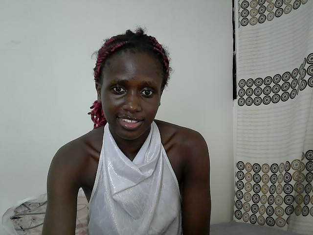 cutemona online show from August 11, 10:12 pm