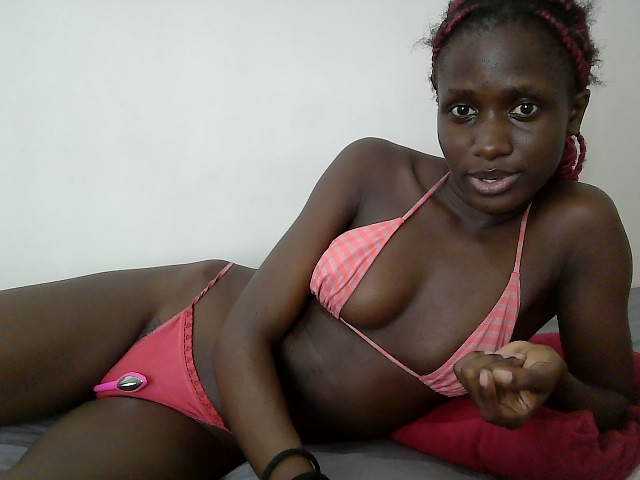 cutemona online show from August 13, 9:40 pm