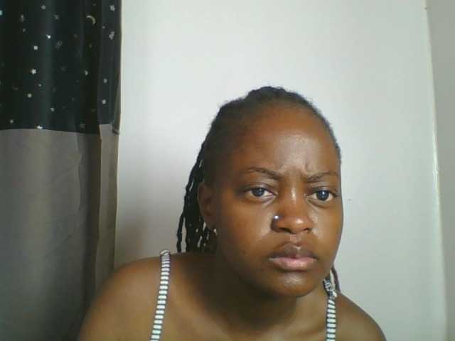 cutey-luv online show from August 17, 7:13 am
