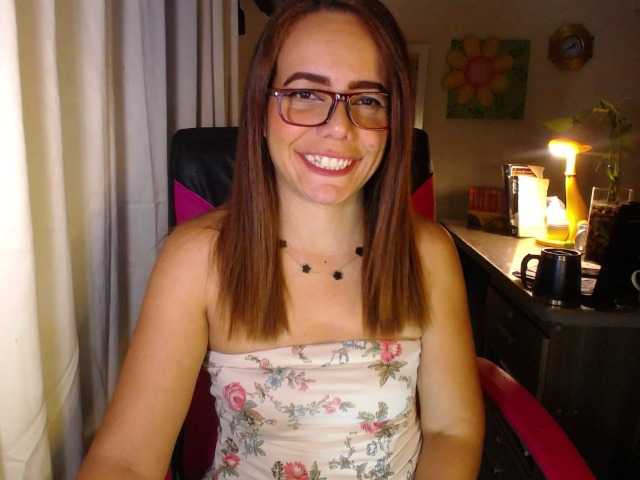 danielle-rose online show from July 26, 7:19 pm