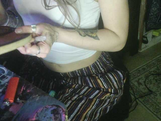dankskank3 online show from February 18, 4:31 am