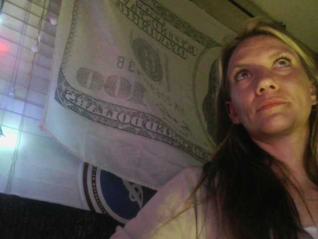 dankskank3 online show from March 2, 7:49 am