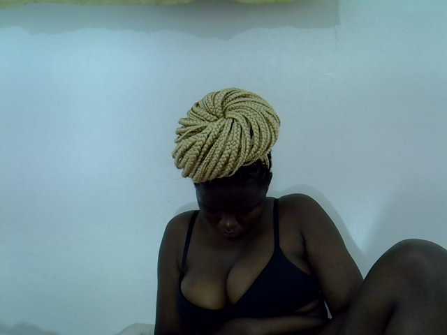 divasexy online show from August 13, 11:30 pm