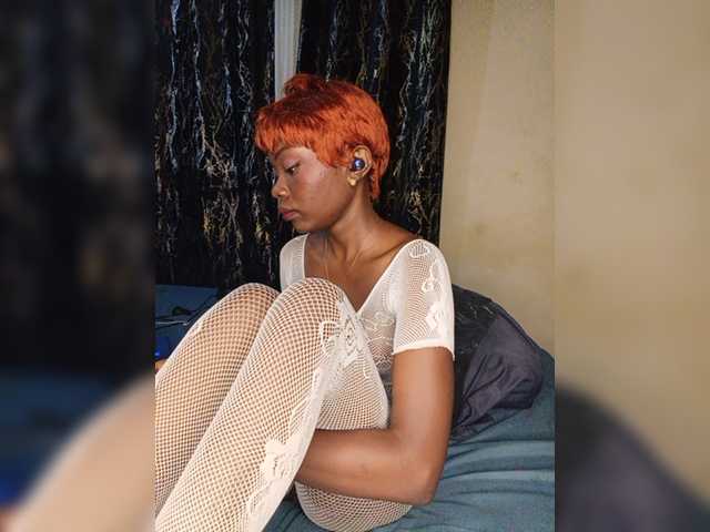 dreamyher online show from August 9, 10:11 pm