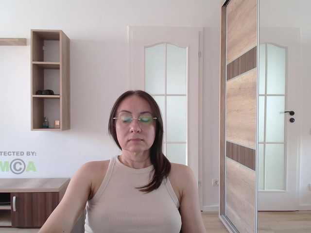 dulcesiomar8 online show from August 6, 12:37 pm