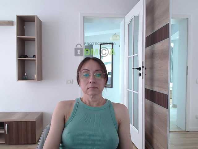 dulcesiomar8 online show from August 16, 7:12 am