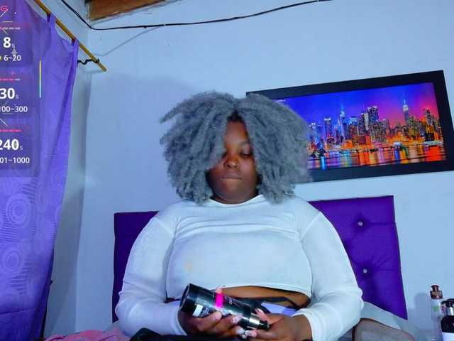 ebony-NeighborMoans online show from August 1, 3:12 am