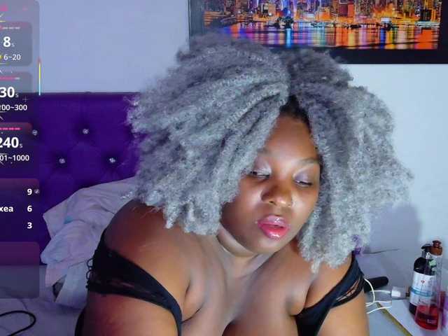 ebony-NeighborMoans online show from August 2, 4:19 am