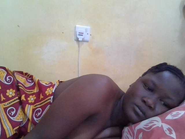 ebony-vannilah online show from August 13, 9:45 am