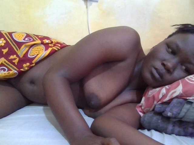 ebony-vannilah online show from August 14, 9:13 am