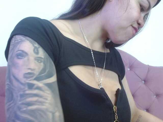 eimmyRossyx online show from August 5, 2:37 pm