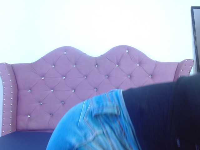 eimmyRossyx online show from August 5, 8:51 pm