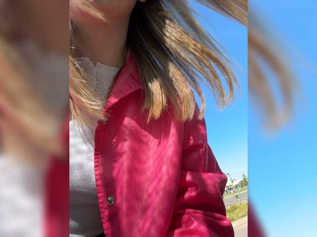 elegantbabe online show from July 17, 12:49 pm