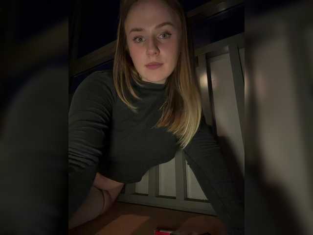 elegantbabe online show from July 24, 10:46 pm