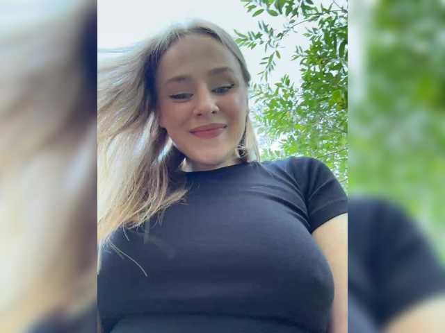 elegantbabe online show from July 30, 2:57 pm