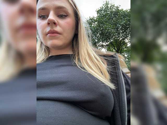 elegantbabe online show from August 5, 5:11 pm
