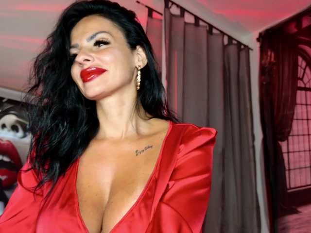 Ella-Hottie online show from August 12, 10:06 am
