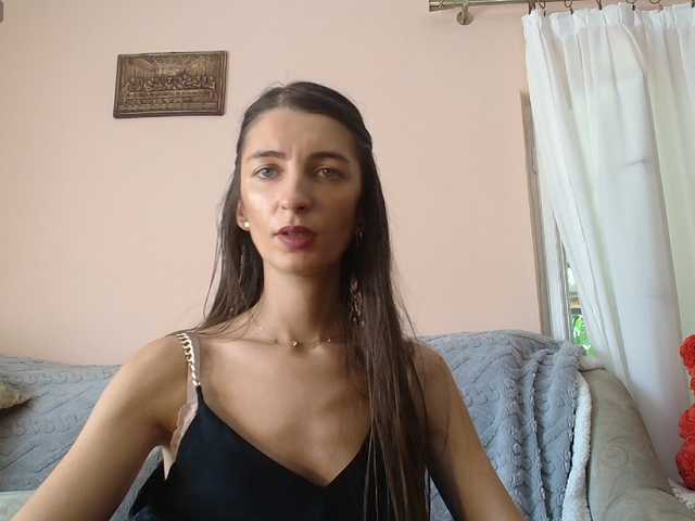 ella-myst online show from July 31, 3:18 pm