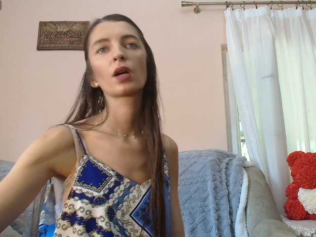 ella-myst online show from August 2, 11:28 am