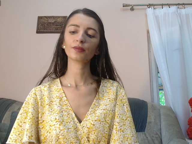 ella-myst online show from August 7, 2:50 pm