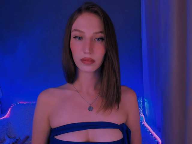 ellaamber online show from July 15, 1:06 am
