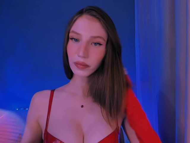 ellaamber online show from August 3, 10:06 pm