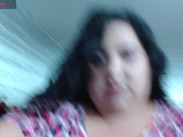 emilynessa online show from August 14, 4:21 pm