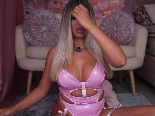 emmagoddess online show from July 31, 7:30 pm