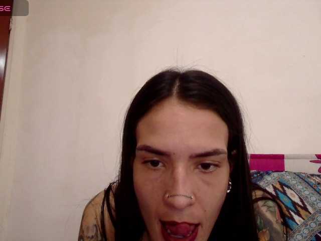 EmmaHerby1 online show from July 30, 4:47 pm