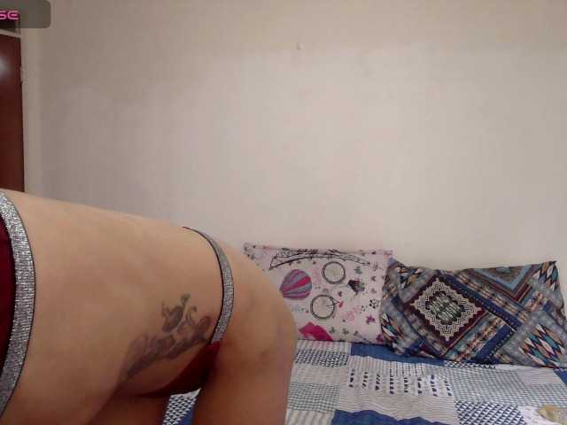 EmmaHerby1 online show from August 5, 7:12 pm