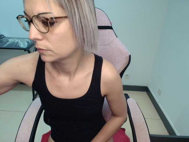ErikaSexy1 online show from May 11, 1:46 pm