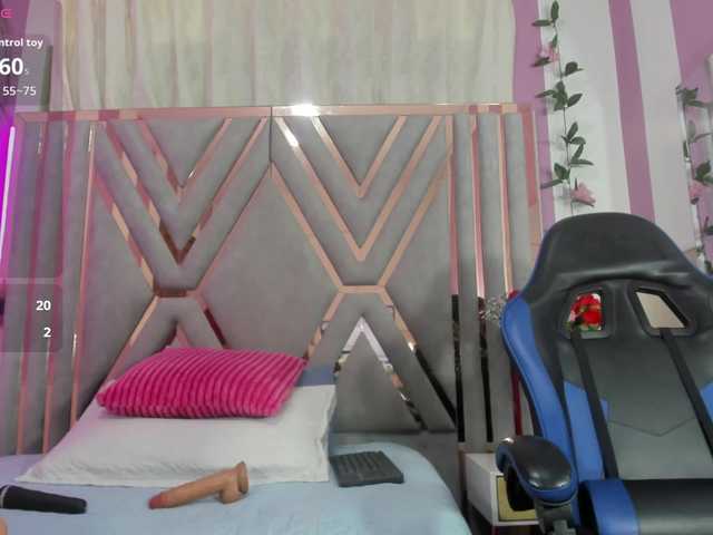 estrella-bonita online show from August 11, 5:37 pm