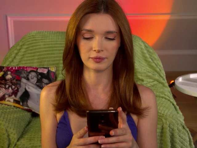 eva golden online show from August 10, 5:25 pm
