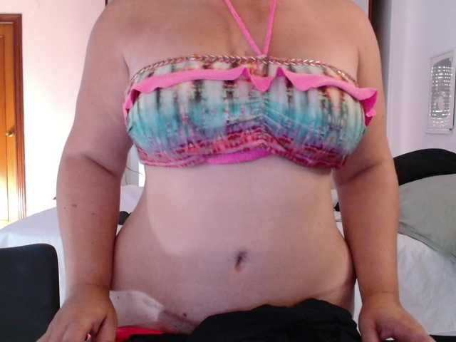 evaclark online show from August 4, 9:39 am