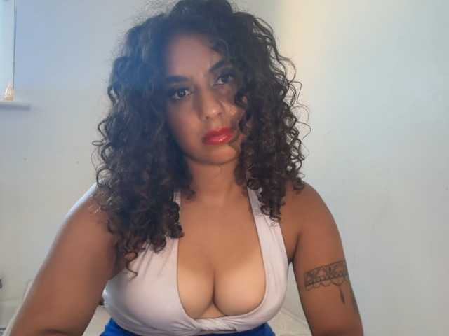 fayfay21 online show from July 12, 6:25 pm