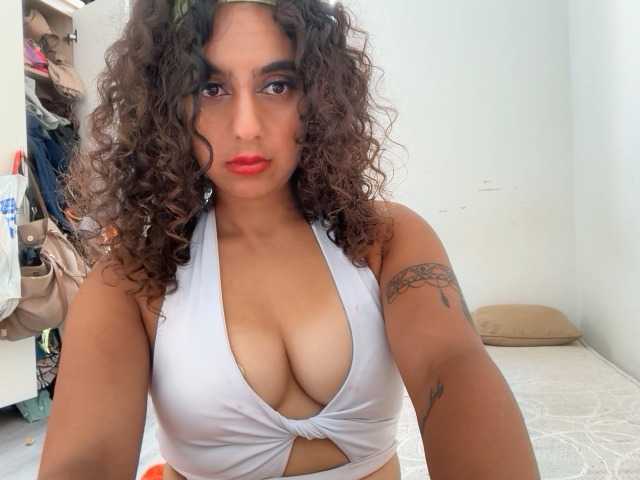 fayfay21 online show from July 23, 1:24 pm