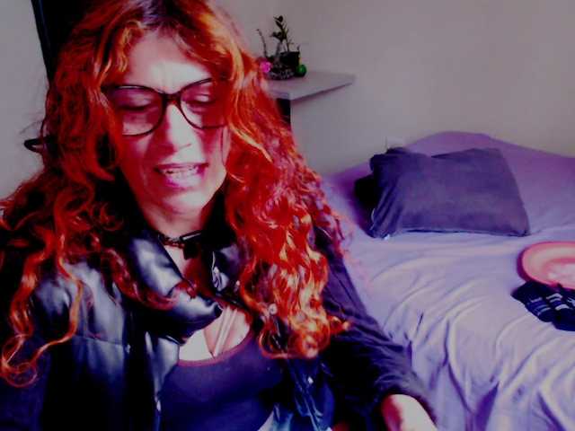 fenixcolette online show from August 4, 3:09 pm