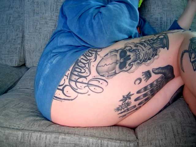 fetishslut4u online show from July 11, 5:52 pm