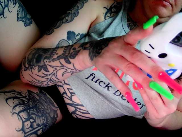 fetishslut4u online show from August 1, 5:52 pm