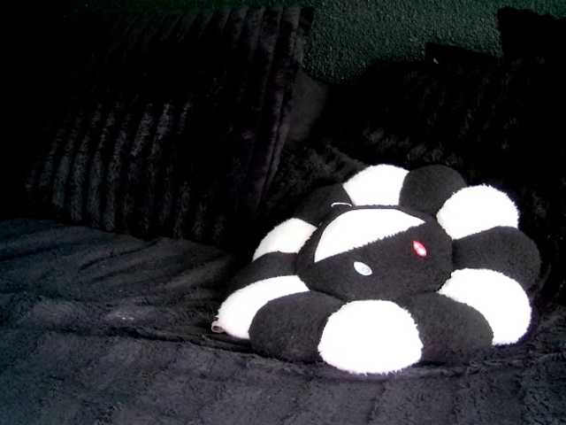 fetishslut4u online show from August 1, 7:09 pm