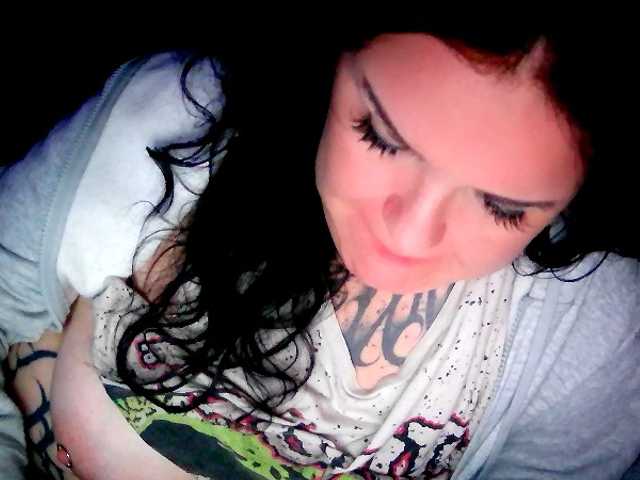 fetishslut4u online show from August 10, 7:37 pm