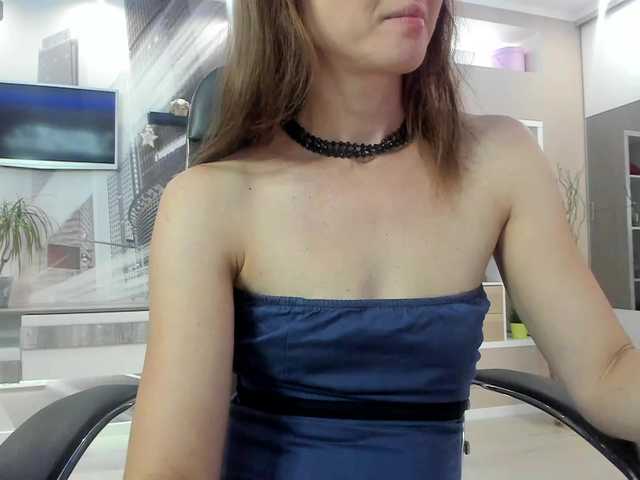 firstmaja online show from August 9, 7:04 pm