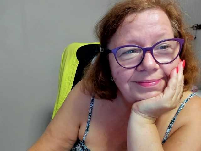 flirty-adele online show from July 30, 7:59 am