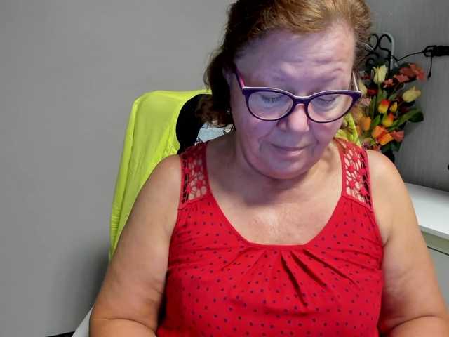 flirty-adele online show from August 5, 2:31 am
