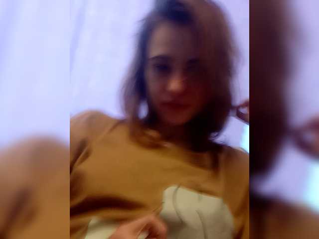 gray-couple online show from March 3, 2:47 pm