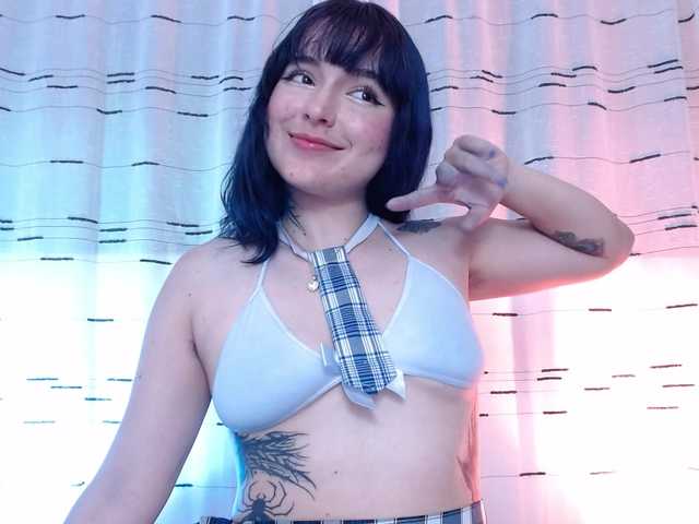 hairyvaleri2 online show from March 27, 7:12 am
