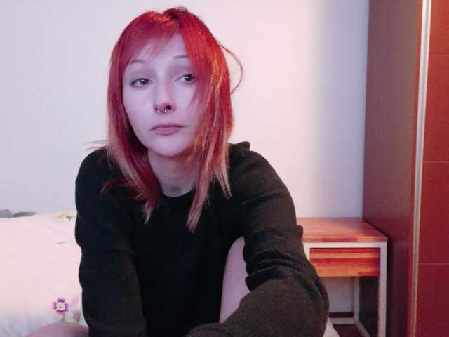 hannaxo online show from August 13, 11:30 pm