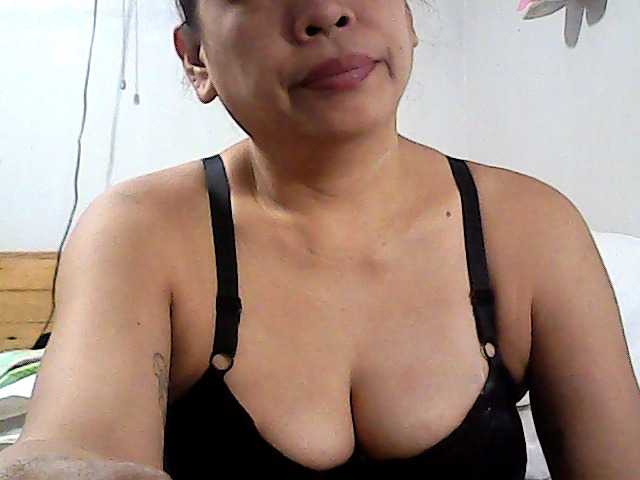 Holygurly online show from May 14, 11:37 pm